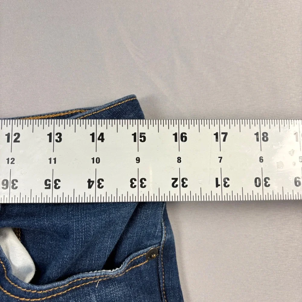 Aeropostale Flex Effects Jean Shorts Womens Size 10 High Rise - Picture 8 of 8